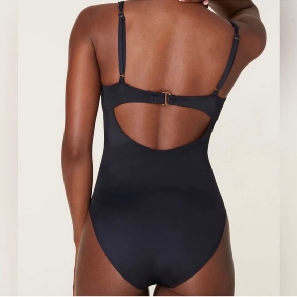 Andie Swim The Tahiti One Piece Swimsuit Size M NWT - Picture 2 of 4